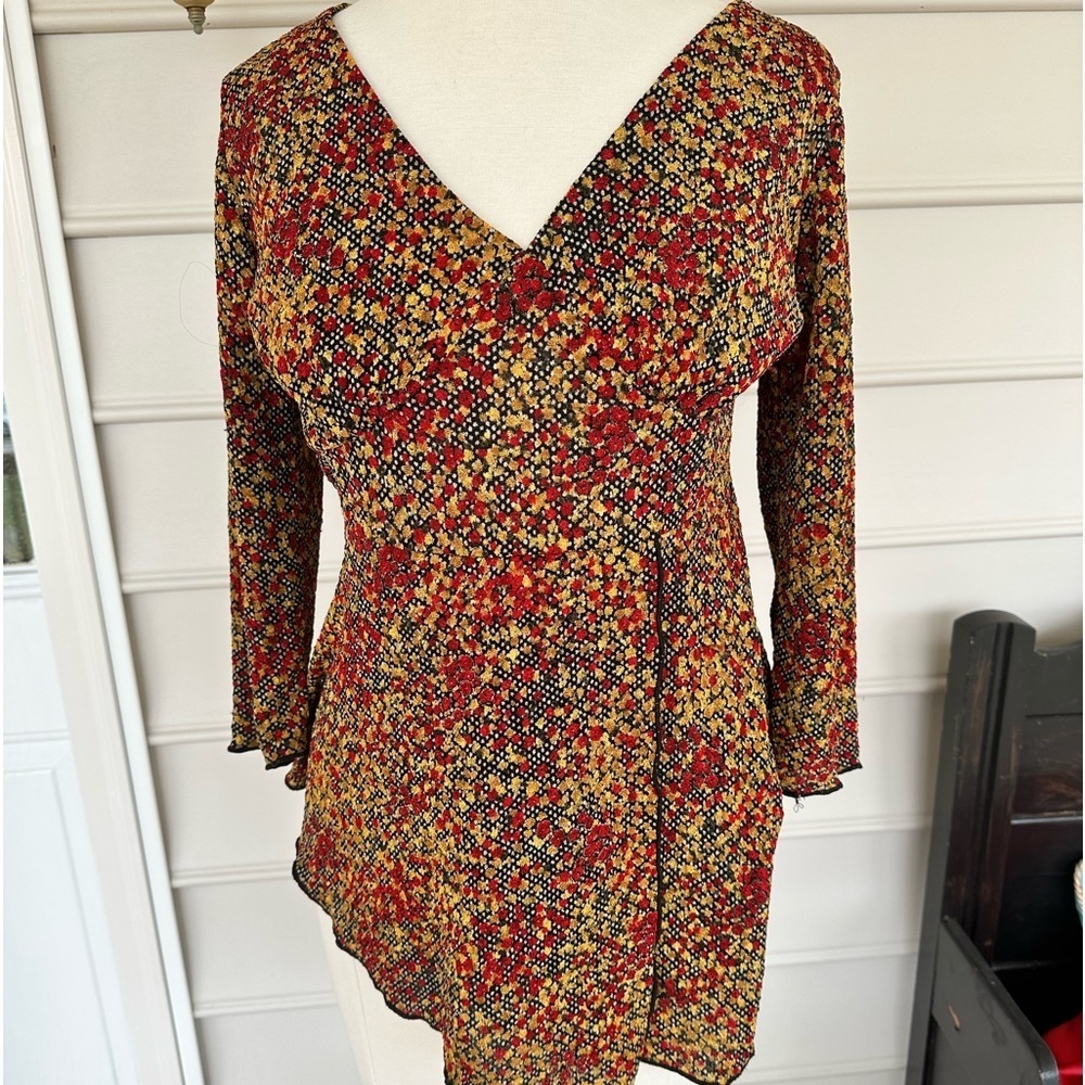 New Directions asymmetrical stretch top size S